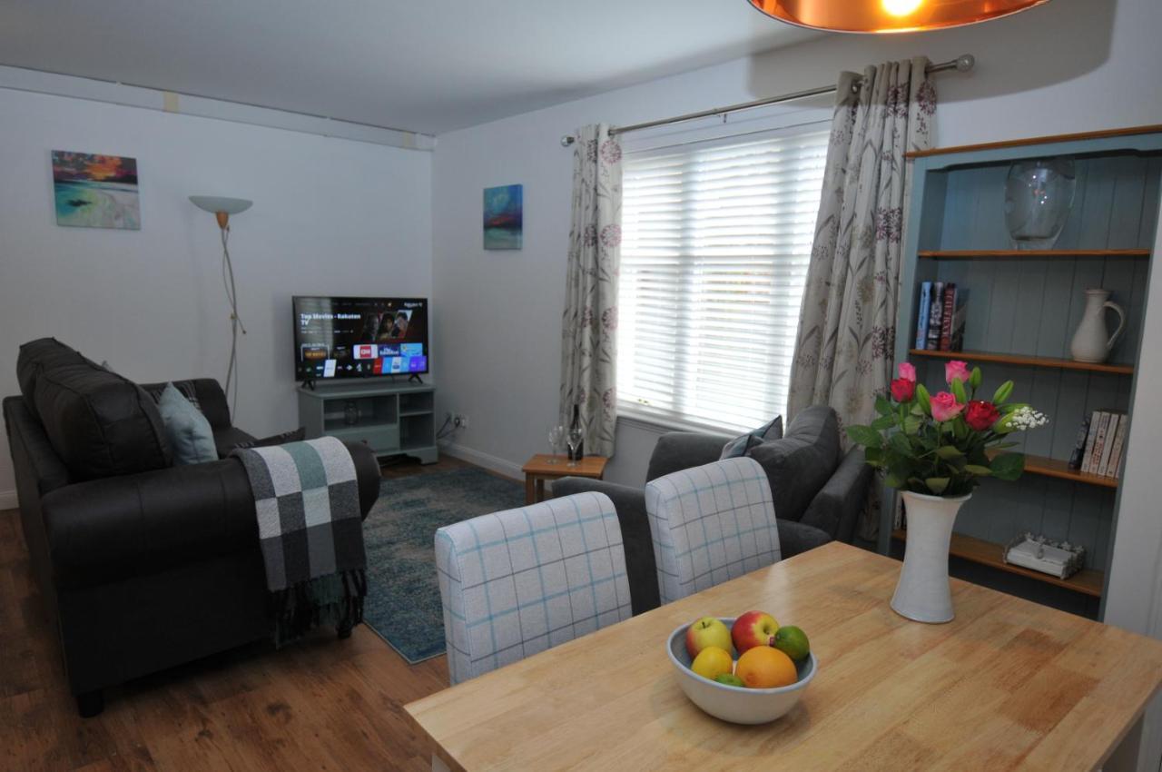 No5 Esplanade Court, Stornoway Town Centre Apartamento Exterior foto